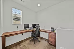 20726 Celadon Ct, Saugus, CA 91350 - Photo 24