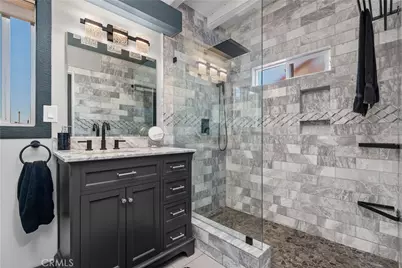 10739 Helendale, Tujunga, CA 91042 - Photo 18