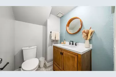 7422 Hazeltine, Van Nuys, CA 91405 - Photo 24