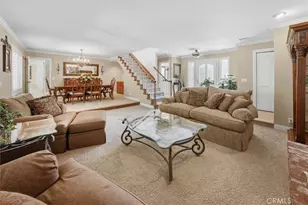 25006 Highspring Ave, Newhall, CA 91321 - Photo 4