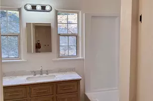 9633 Baden, Chatsworth, CA 91311 - Photo 10