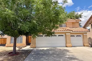 37635 Park Forest Ct, Palmdale, CA 93552 - Photo 2