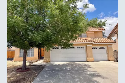 37635 Park Forest Court, Palmdale, CA 93552 - Photo 2