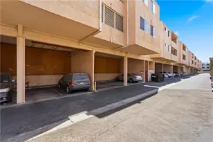 5429 Newcastle, Encino, CA 91316 - Photo 24