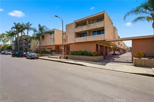 5429 Newcastle, Encino, CA 91316 - Photo 22