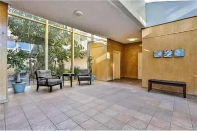 5429 Newcastle, Encino, CA 91316 - Photo 4