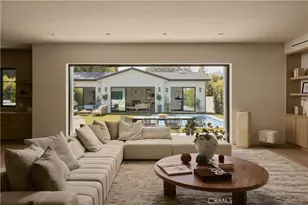 13024 Bloomfield St, Studio City, CA 91604 - Photo 2