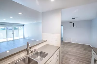 25715 Hogan Drive #B7, Valencia, CA 91355 - Photo 8