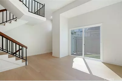10911 Bluffside Drive #23, Studio City, CA 91604 - Photo 6