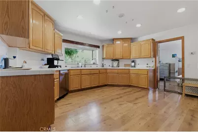 17216 Parthenia, Northridge, CA 91325 - Photo 12