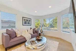 23534 Aetna, Woodland Hills, CA 91367 - Photo 12