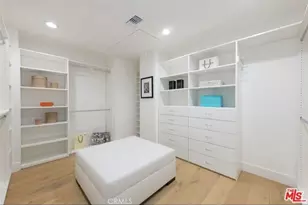 23534 Aetna, Woodland Hills, CA 91367 - Photo 20