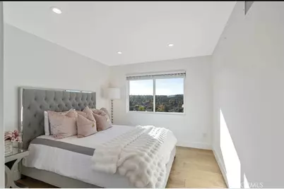 23534 Aetna, Woodland Hills, CA 91367 - Photo 24