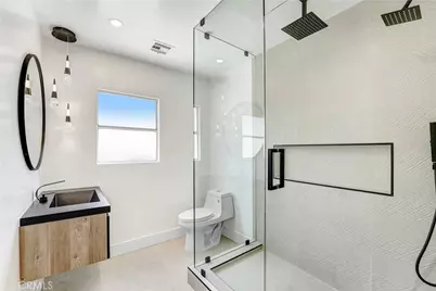 6722 6724 Katherine Avenue, Van Nuys, CA 91405 - Photo 14