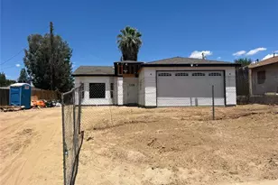 3008 Crestline, Bakersfield, CA 93306 - Photo 1
