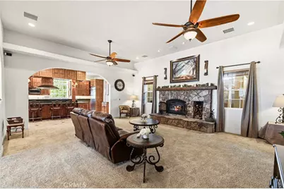10534 Joshua Boulevard, California City, CA 93505 - Photo 14