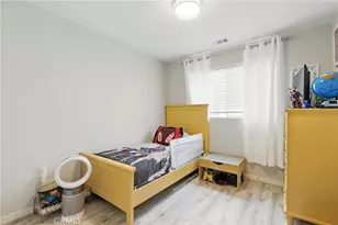 13238 Klein Ct, Sylmar, CA 91342 - Photo 16