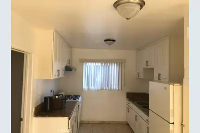 2026 S Ridgeley, Los Angeles, CA 90016 - Photo 12