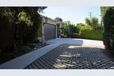 8421 Tampa, Northridge, CA 91324 - Photo 2