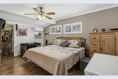 11009 Gloria, Granada Hills, CA 91344 - Photo 34