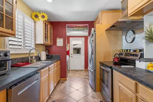 11009 Gloria, Granada Hills, CA 91344 - Photo 26