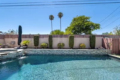 11009 Gloria, Granada Hills, CA 91344 - Photo 52