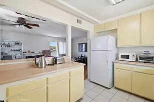 9332 Van Nuys, Panorama City, CA 91402 - Photo 10