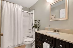 6226 Mammoth, Los Angeles, CA 91401 - Photo 36