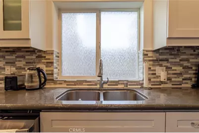 626 E Orange Grove Avenue #204, Burbank, CA 91501 - Photo 14