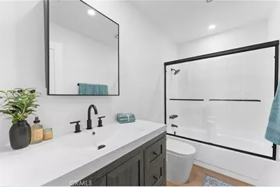 1066 Sunwood Lane, Oak Park, CA 91377 - Photo 24