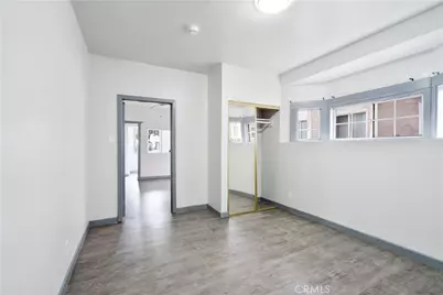 914 W 41st Street, Los Angeles, CA 90037 - Photo 44