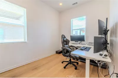 27504 Illumination Court, Valencia, CA 91381 - Photo 36