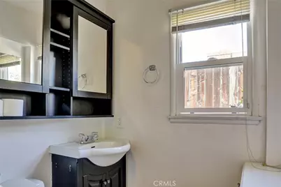 15123 Killion Street, Sherman Oaks, CA 91411 - Photo 18