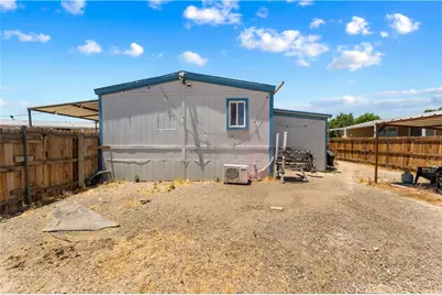 1724 Sandra, Rosamond, CA 93560 - Photo 28