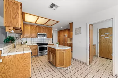 9948 Irene, California City, CA 93505 - Photo 22