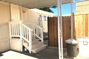 5711 Columbia, Lancaster, CA 93536 - Photo 8