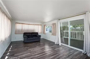 5711 Columbia, Lancaster, CA 93536 - Photo 4
