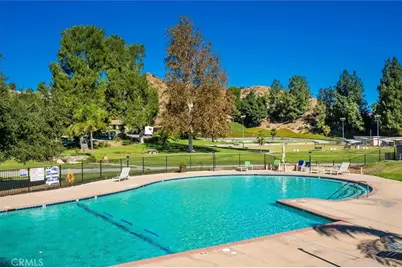 26742 Whispering Leaves, Unit B, Newhall, CA 91321 - Photo 22