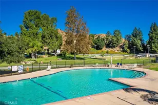26742 Whispering Leaves Unit B, Newhall, CA 91321 - Photo 22