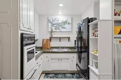 26742 Whispering Leaves, Unit B, Newhall, CA 91321 - Photo 10