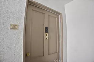 18547 Collins St, Tarzana, CA 91356 - Photo 28