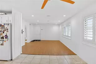 18547 Collins St, Tarzana, CA 91356 - Photo 14