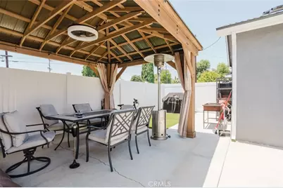10527 Danube Avenue, Granada Hills, CA 91344 - Photo 16