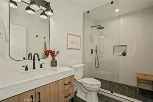 3715 Hillcrest Dr, Los Angeles, CA 90016 - Photo 16
