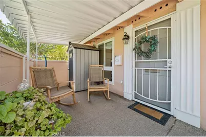 19153 Avenue Of The Oaks, Newhall, CA 91321 - Photo 4