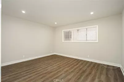 5320 Zelzah Avenue #201, Encino, CA 91316 - Photo 12