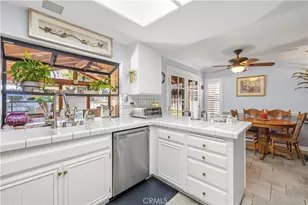 29065 Marilyn Dr, Canyon Country, CA 91387 - Photo 8