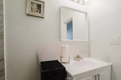 10527 Danube Avenue, Granada Hills, CA 91344 - Photo 6