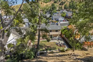 28235 Royal Rd, Castaic, CA 91384 - Photo 34