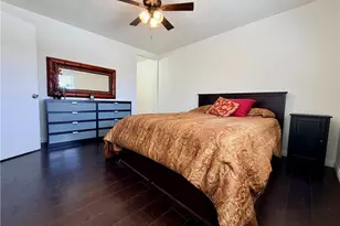 18105 Sundowner Way, Canyon Country, CA 91387 - Photo 14